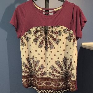 Maurices Burgundy and Cream Paisley Short Sleeve Top